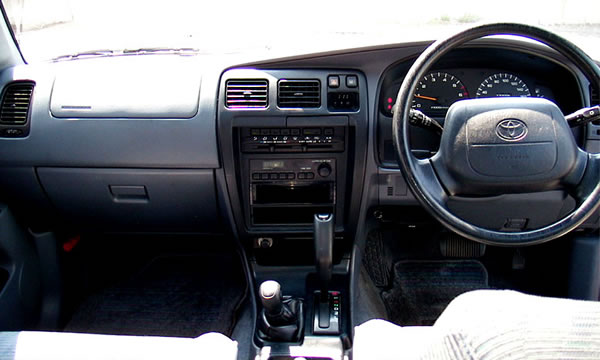 1996 Hilux Surf /Interior View