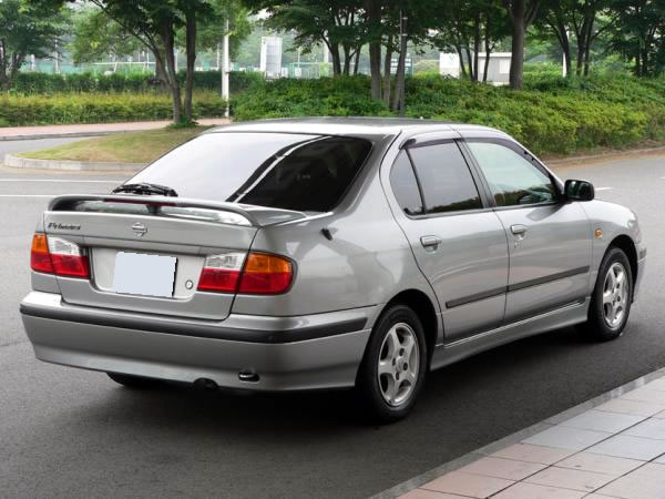 Nissan primera 1999 model