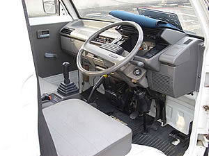 Suzuki Carry mini truck 4x4 660cc manual