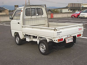 Suzuki Carry mini truck 4x4 660cc manual